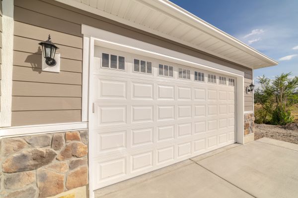 Cost of Garage Lifting in Napa
